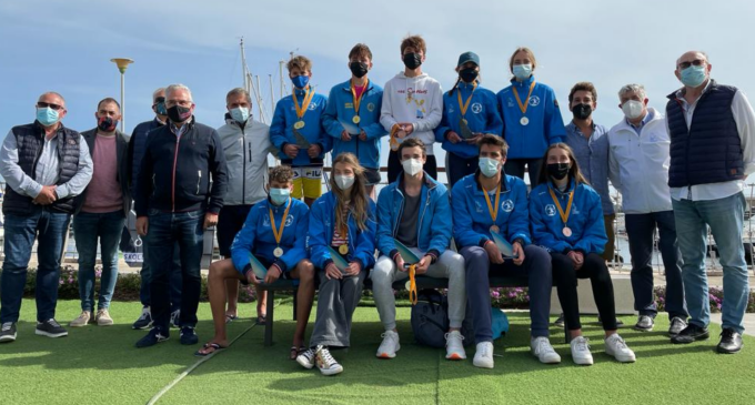 El CN Salou torna a reunir als millors regatistes de windsurf en el Campionat de Catalunya