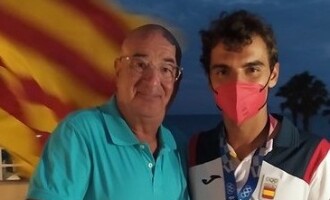 El Club Nàutic Garraf rep al seu regatista olímpic, Jordi Xammar