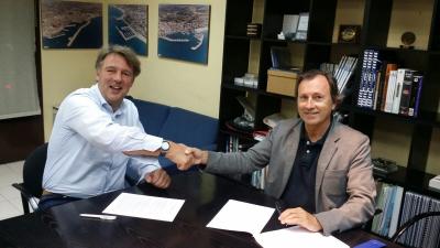 El Port de Sitges-Aiguadolç firma el conveni pel Ferry Barcelona-Sitges